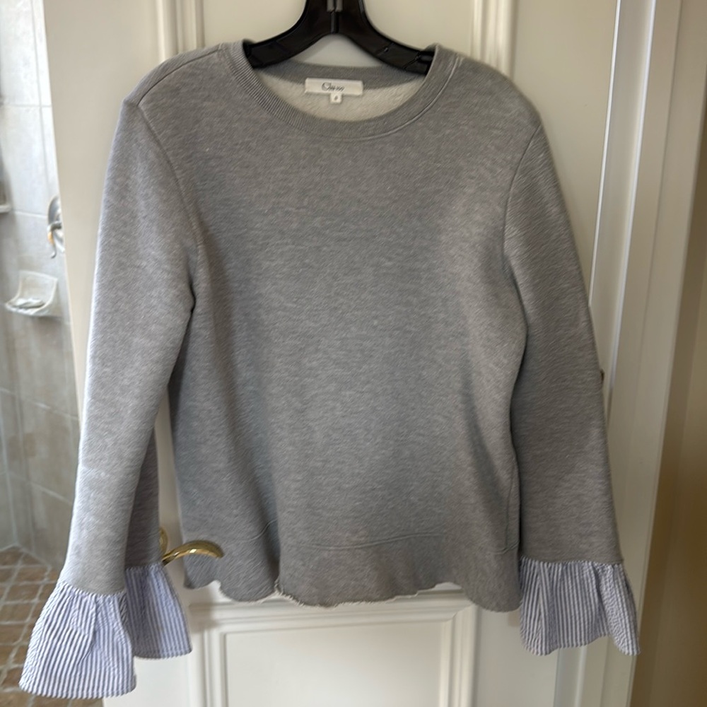Clu Too sweatshirt with seersucker belle sleeve